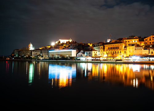 Šibenska riva sinoć je bila u mraku na sat vremena: Pogledajte kako je izgledala