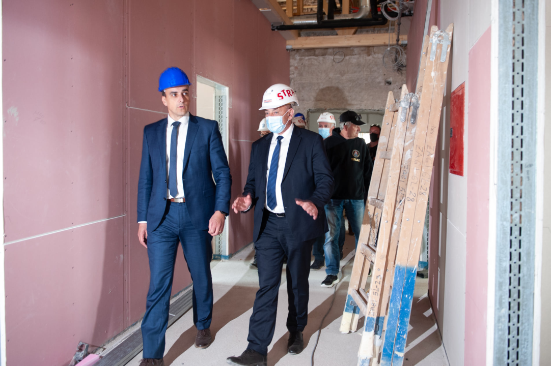 Ministar Medved na gradilištu Veteranskog centra: 'Šibenik je zaslužio ovakav objekt!'