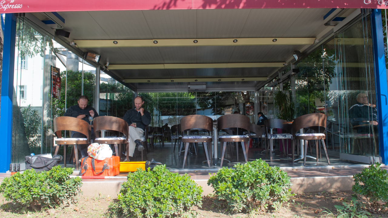 Zbog sve gore epidemiološke situacije kafići i restorani radit će kraće: Nove mjere od sutra u županiji