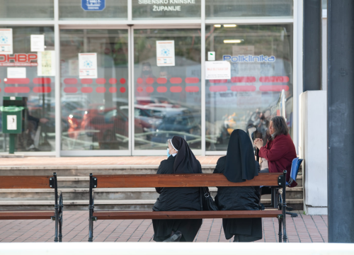 Preko 50 posto testiranih u županiji pozitivno: Imamo 181 novi slučaj, preminula jedna osoba u šibenskoj bolnici