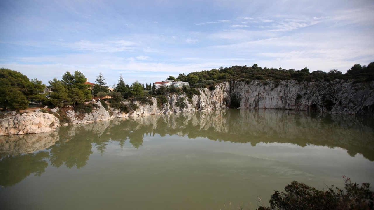 Tužan zaron u Zmajevo oko: Nema više kozica, rakova, ribe, velikih pidoča i kamenica