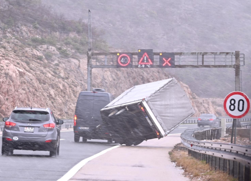Dramatične scene s autoceste A1, iz HAK-a apeliraju: 'Ne krećite na put!'