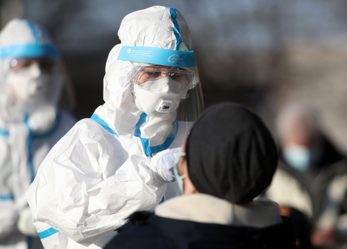 U Hrvatskoj danas 2698 novozaraženih: Umrle 44 osobe, na respiratoru se za život bori njih 186