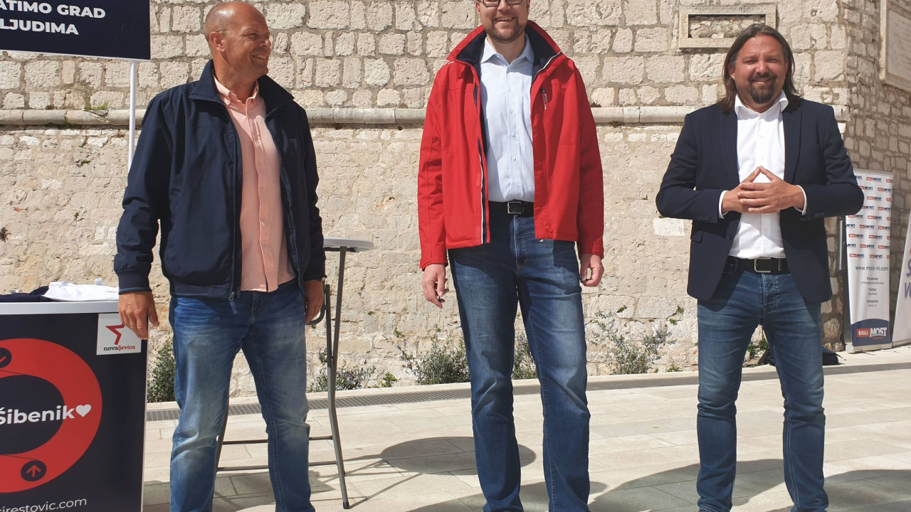 Peđa Grbin s Restovićem i Šupom: 'Šibenik nikad neće biti utvrda HDZ-a!'