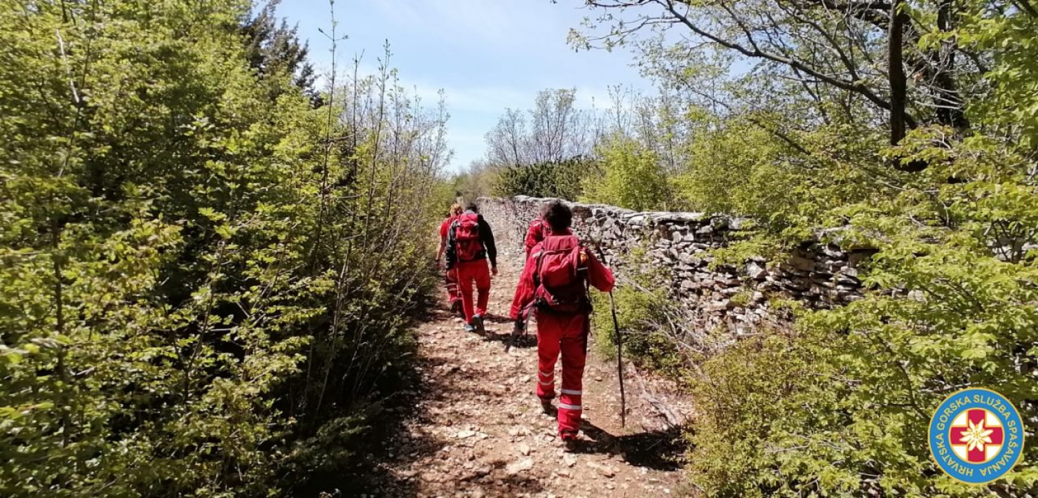 Šibenski GSS-ovci u velikoj akciji: Njih 22 tragalo za osobom koje nema već osam dana