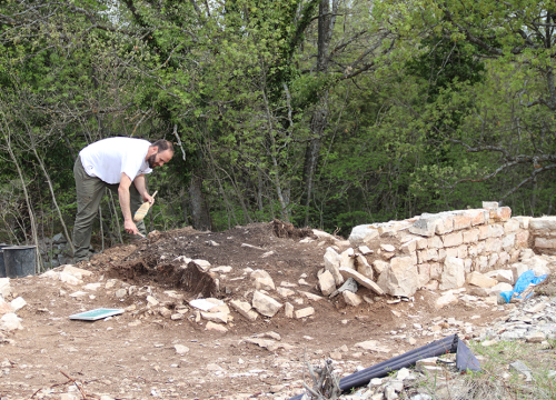 Fotografija 4 - Kod Goriša otkriveni ostaci velike crkve i srednjovjekovni grobovi, sigurno ih ima još nekoliko desetaka