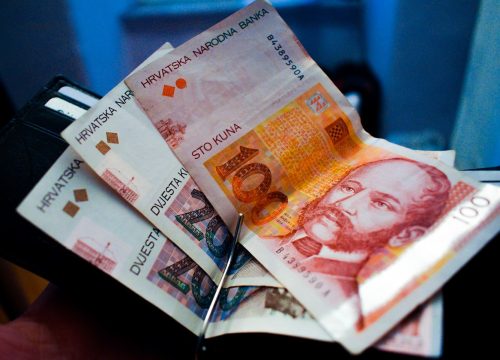 Socijalna pomoć diže se s 800 na 1000 kuna