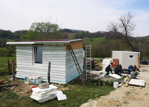 Fotografija 5 - Šibenčani grade novi dom za obitelj stradalu u potresu na Baniji, trebaju vašu pomoć da je dovrše