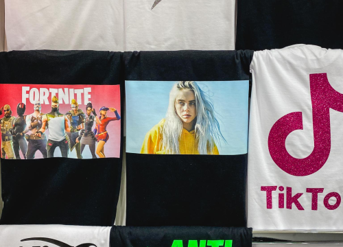 Fotografija 12 - Iznenadite svoje bližnje personaliziranim poklonima i dekoracijama iz Smile T-shirt & party storea!