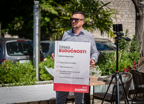 Fotografija 8 - Od turizma preko zdravstva do prometa, Joško Šupe predstavio program: 'Vrijeme nije stabilno, vrijeme je za promjene'