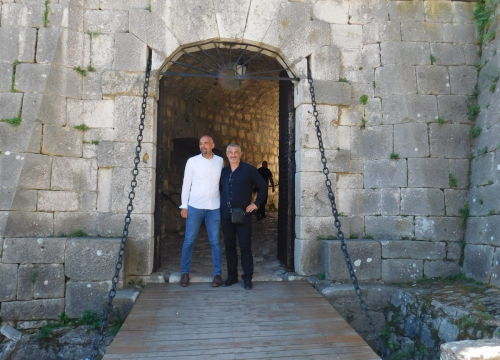 Fotografija 4 - Marko Jelić u Kninu ugostio Ivicu Žuvelu, kandidata za zadarskog župana