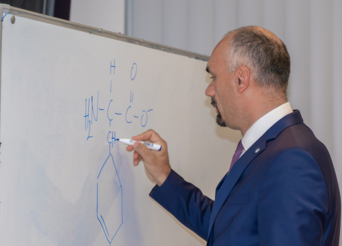 Fotografija 6 - Tko je zapravo Marko Jelić? Obiteljski čovjek, znanstvenik, vinogradar i zaljubljenik u svoj kraj…