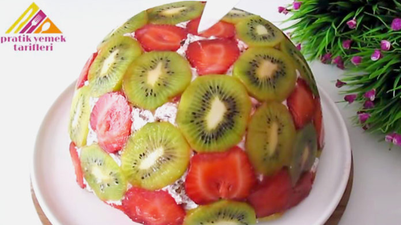 Savršena voćna torta bez pečenja: Kremasta i osvježavajuća, gotova za tren