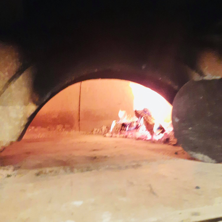 Naručite slasnu pizzu Godimento po odličnoj cijeni!