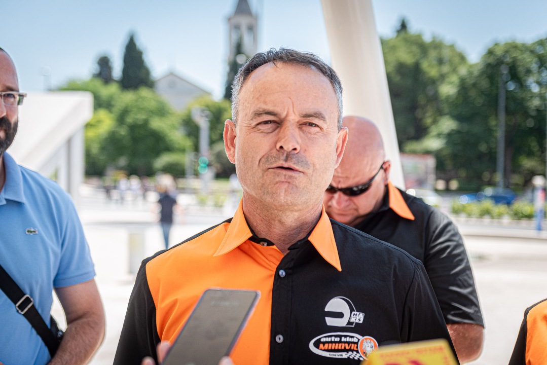 Za 15. Nagradu grada Skradina rekordan broj prijava: Na stazi će se okušati otac i kći Smrdelj, on u formuli, ona u Yugu