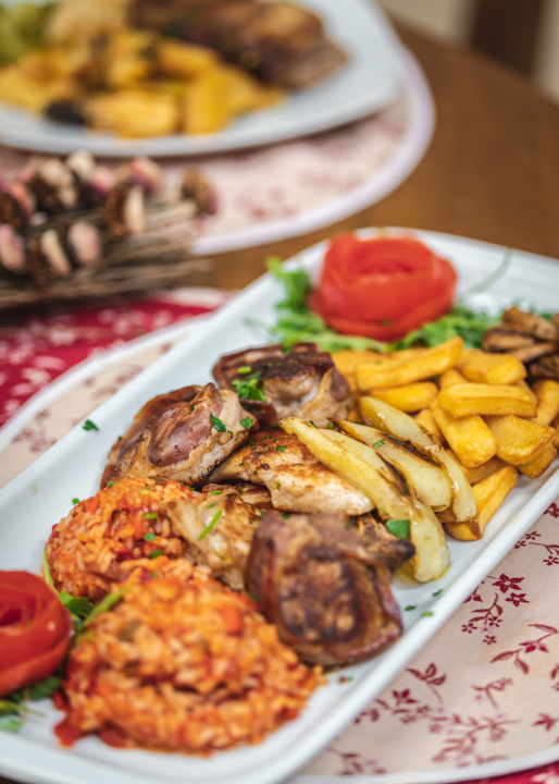 U Antinom guštu uživajte u vrhunskom roštilju uz produženo radno vrijeme!