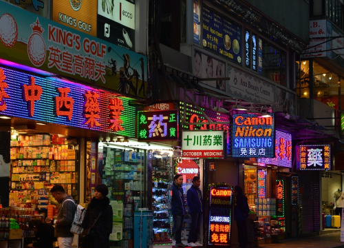 Kokoši, krave, dodatni dani godišnjeg, stan od milijun dolara: Tako u Aziji nagrađuju cijepljene