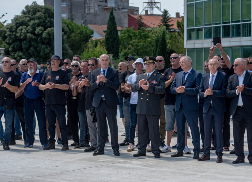 Fotografija 2 - Svečano obilježena 30. obljetnica osnutka 113. brigade: 'Mi smo stvarali tebe i ti nas, do kraja života ostaješ u našim srcima'