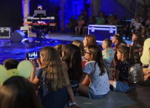 Fotografija 9 - Zvijezde 'A strane' na Ljetnoj: 'Koncert je bio odličan, na kraju sam šmugnula'