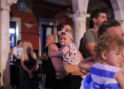 Fotografija 21 - Zvijezde 'A strane' na Ljetnoj: 'Koncert je bio odličan, na kraju sam šmugnula'