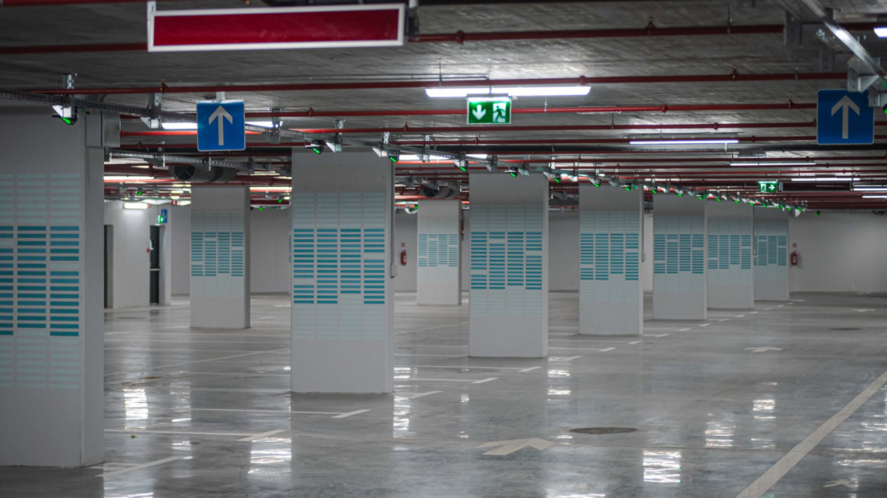 Nogomet na trećem katu garaže ispod Poljane: 'Tamo nikad nema ni sunca niti auta'