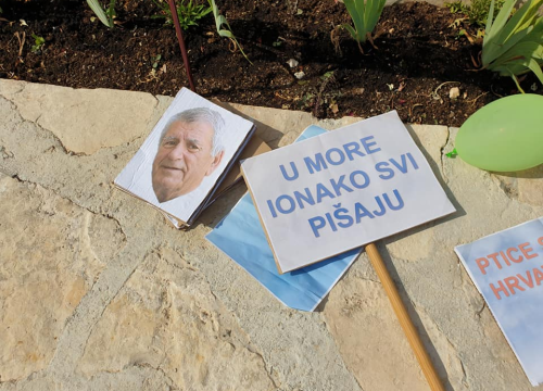 Fotografija 23 - Festival bespravne gradnje na Vruji: 'Tražimo da se ovaj teritorij oslobodi i vrati matičnoj državi!'