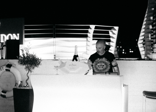 Fotografija 17 - Otvorena je sezona evenata na Roof Baru: U posebnoj atmosferi možete uživati svaki vikend!