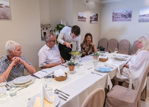 Fotografija 14 - Uspješno je završen još jedan program POU Šibenik za prekvalifikacije kuhara, konobara i slastičara!