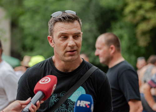 Fotografija 17 - Prosvjedno kupanje na Skradinskom Buku