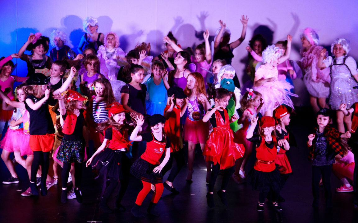 Poljanu zaposjedaju mladi plesači!