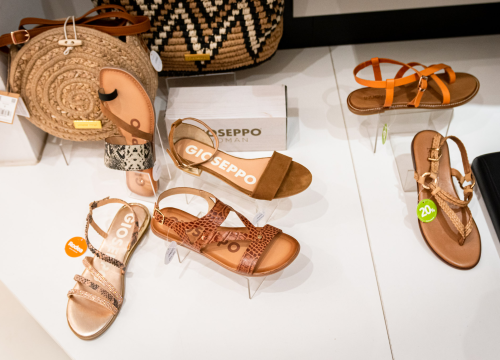 Fotografija 23 - Iskoristite odlične sezonske popuste na obuću i opremite se jedinstvenim 'must have' komadima!