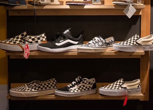 Fotografija 2 - Iskoristite odlične sezonske popuste na obuću i opremite se jedinstvenim 'must have' komadima!