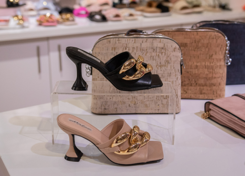 Fotografija 10 - Iskoristite odlične sezonske popuste na obuću i opremite se jedinstvenim 'must have' komadima!