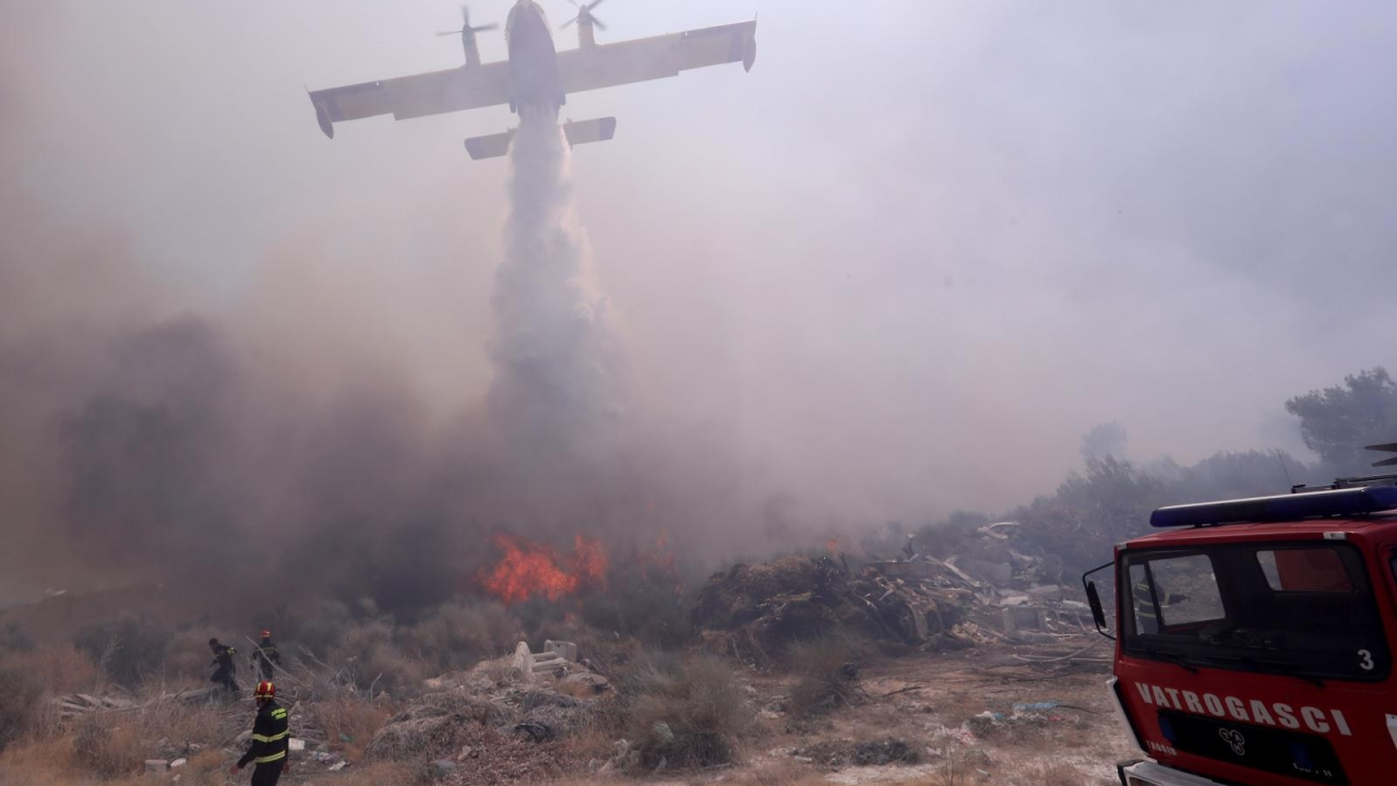 Avioni ne mogu sletjeti na splitski aerodrom, zračna luka danas zatvorena