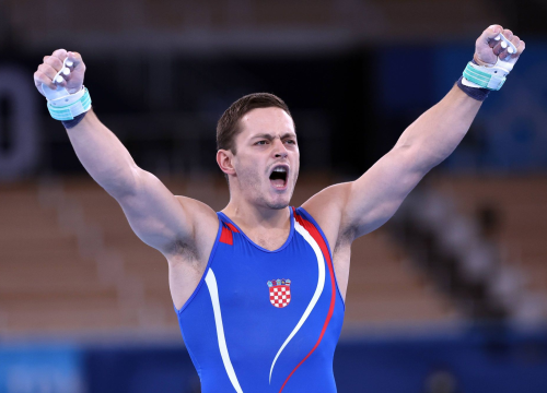 Nova medalja za Hrvatsku: Tin Srbić osvojio srebro na preči