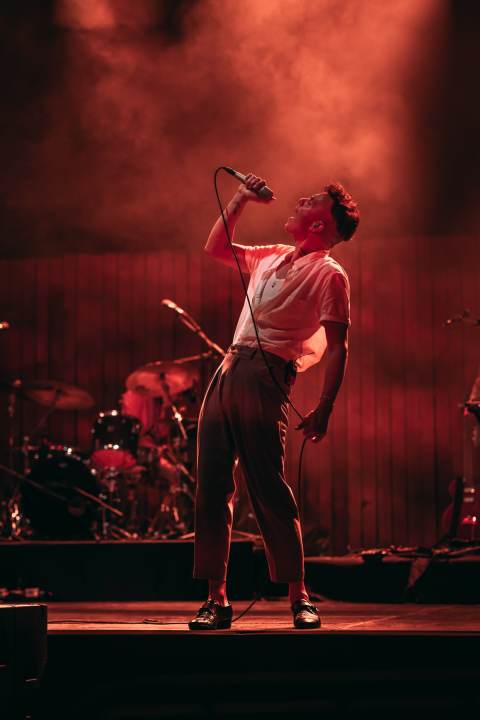 Asaf Avidan u Šibeniku: Bol, patnja, ljubav, unikatan talent i kiselost pokvarenog piva