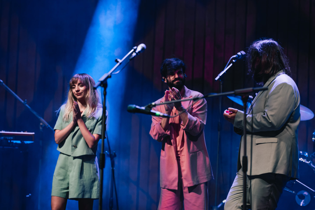 Asaf Avidan u Šibeniku: Bol, patnja, ljubav, unikatan talent i kiselost pokvarenog piva