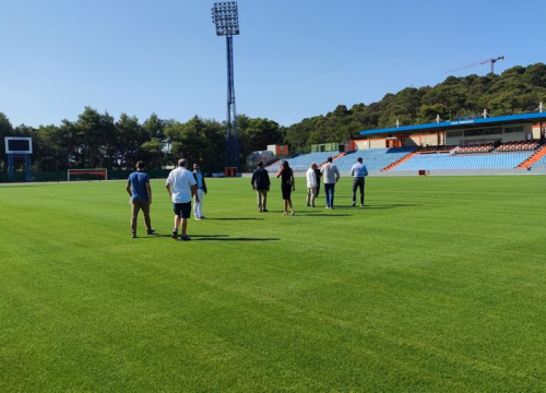 Fotografija 2 - Hibridni travnjak na Šubićevcu spreman, Kustić: 'Definitivno velika stvar za Šibenik'