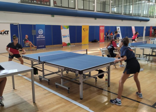 Fotografija 2 - Šibenske stolnotenisačice sjajne u Splitu: Franki Miškić prvo mjesto, Anđeli Živković treće