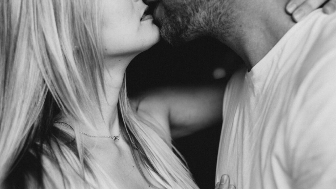 Ovih šest znakova otkriva da vas muškarac vara