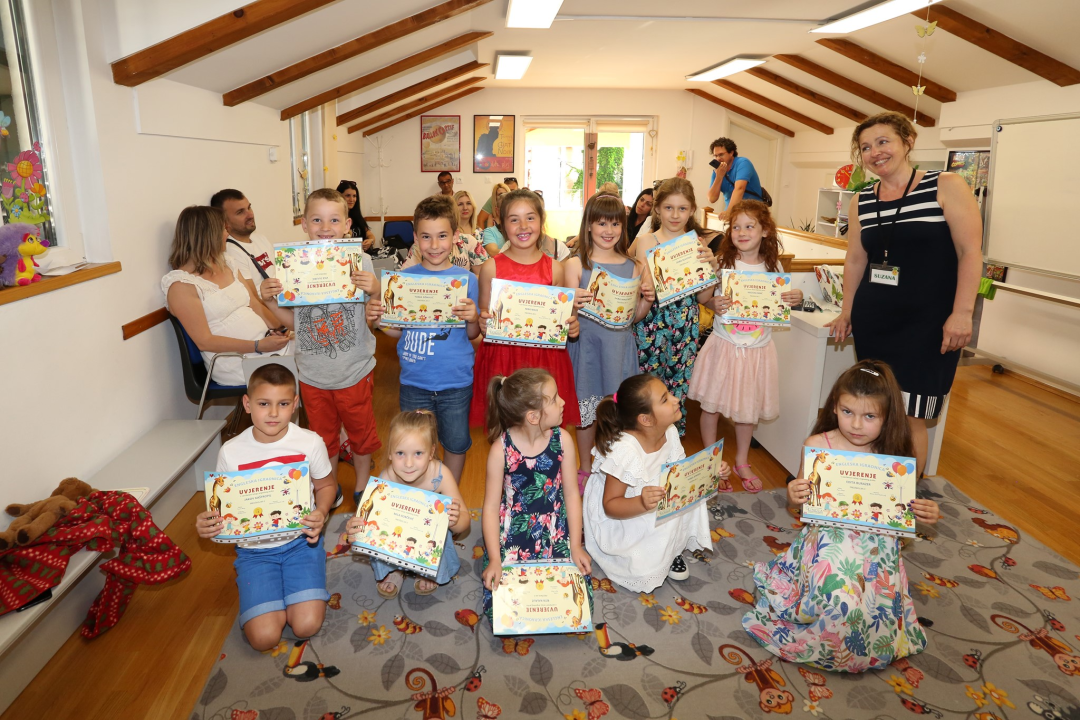 Lingua već tri desetljeća stvara poliglote: Evo zašto im vjeruju Šibenčani od 3 do 70 godina starosti