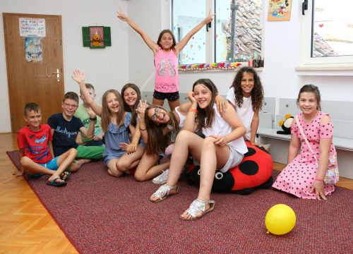 Fotografija 22 - Lingua već tri desetljeća stvara poliglote: Evo zašto im vjeruju Šibenčani od 3 do 70 godina starosti