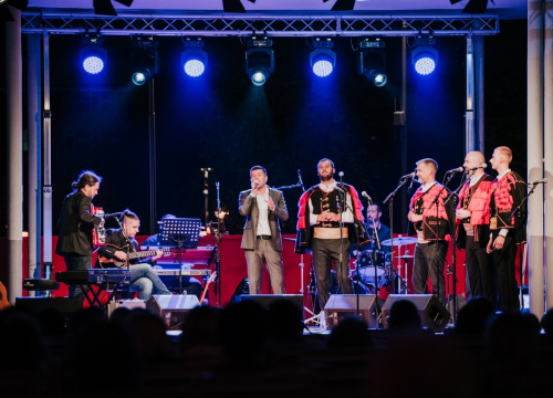 Branimir Bubica i klapa Sebenico održali slavljenički koncert u Lisinskom