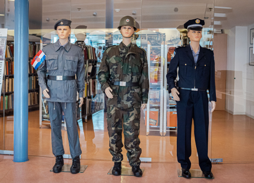 Fotografija 7 - Kako je nastala legenda o bitnici na Žirju: Izložba i film o slavnoj epizodi Domovinskog rata