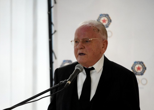 Preminuo legendarni košarkaški trener Dušan Ivković