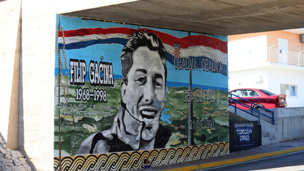 U Primoštenu oslikan mural u spomen na Filipa Gaćinu i njegov povijesni povik 'Oba dva, oba dva, oba su pala!'