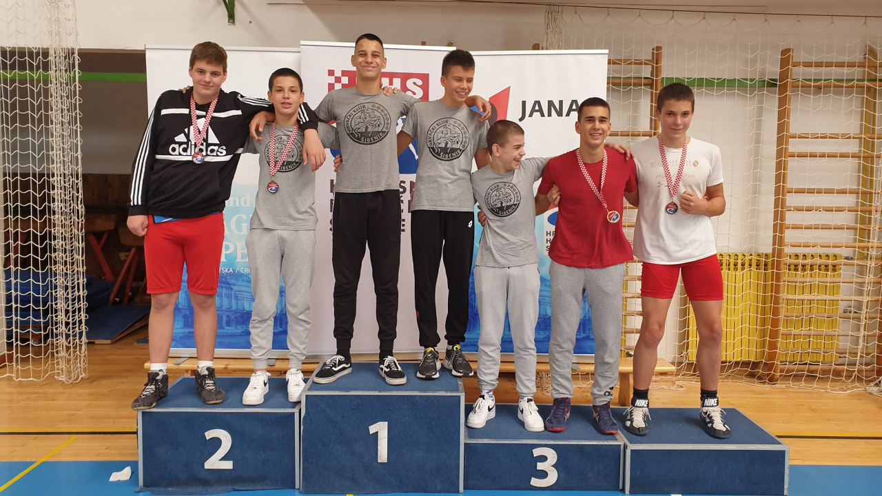 Uspjeh šibenskih hrvača na PH: Peto mjesto ekipno, četiri pojedinačne medalje