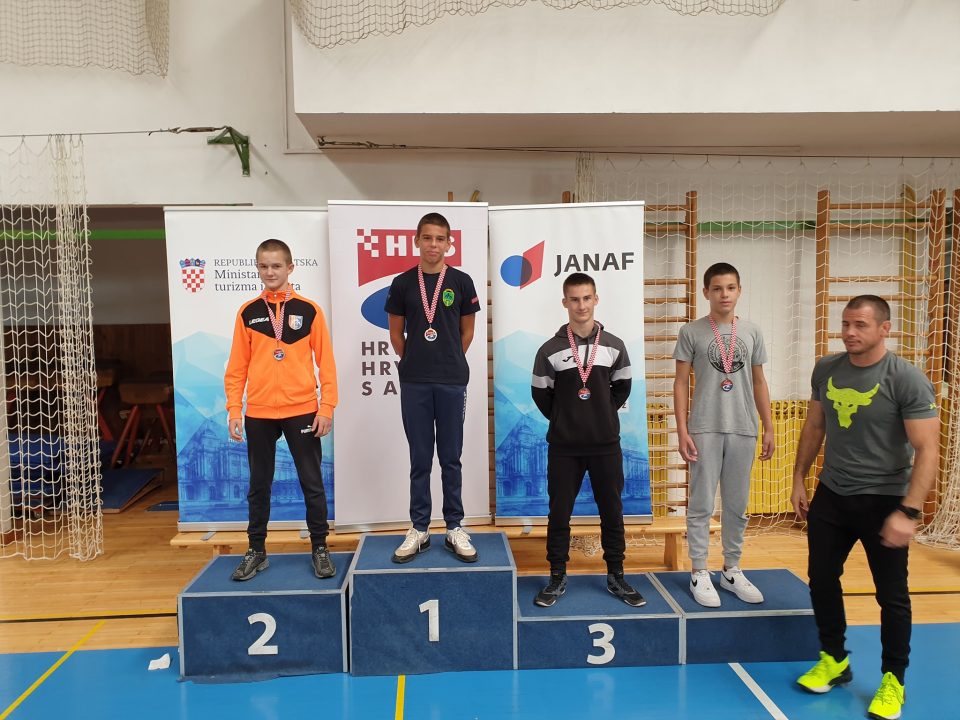 Uspjeh šibenskih hrvača na PH: Peto mjesto ekipno, četiri pojedinačne medalje