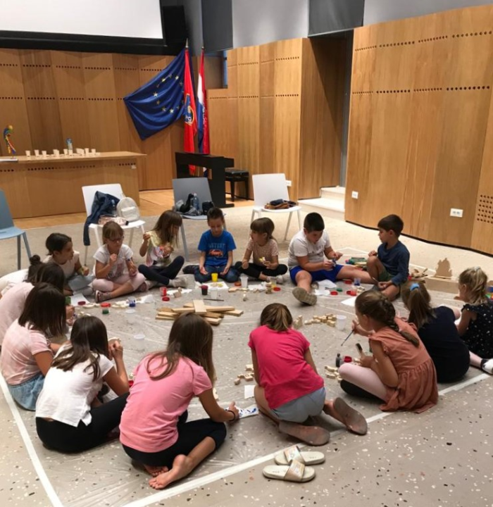 Zanimljive radionice očekuju vas i u listopadu u Društvenom centru Grada Skradina!