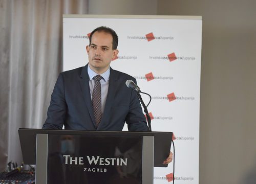 Fotografija 12 - Danijel Marušić naslijedio Gorana Pauka na čelu Hrvatske zajednice županija